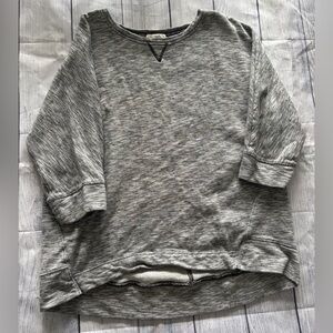 LOFT heathered gray hi/lo sweatshirt with 3/4 sleeves
